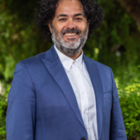 Carlos Olavarria